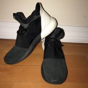 Adidas Tubular Doom 2 tone in Women